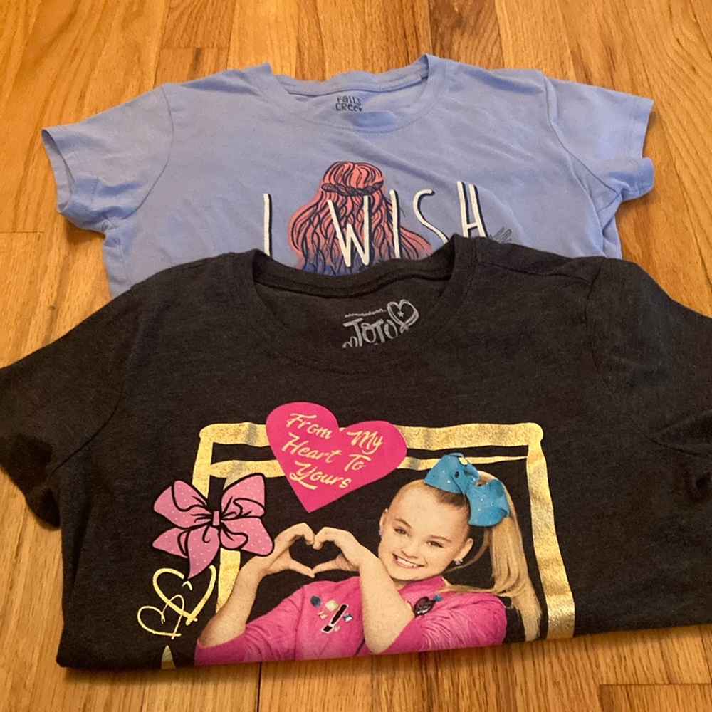 2 girls tshirts size 10/12